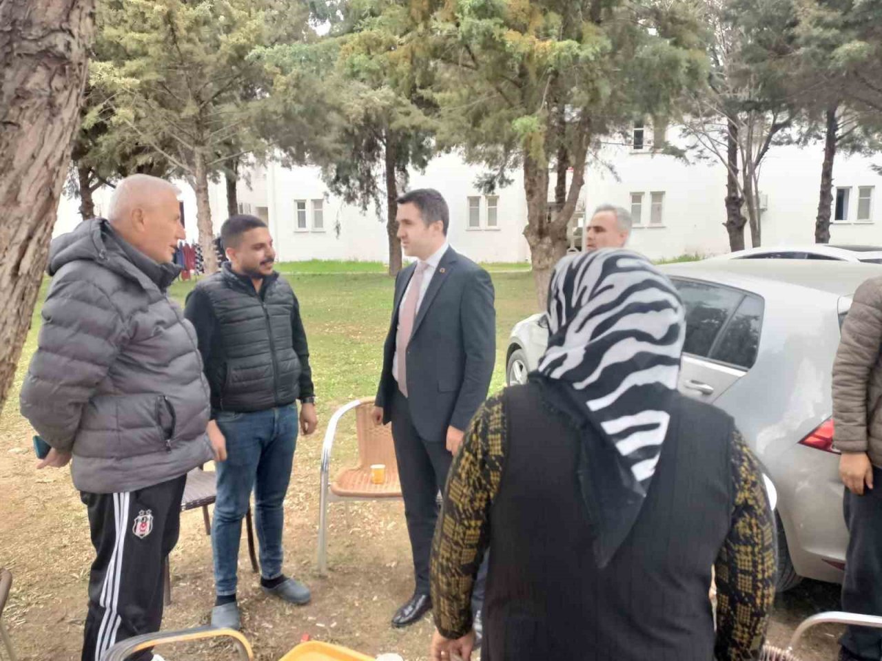 Müdür Turan, depremzedelerin acılarına ortak oldu