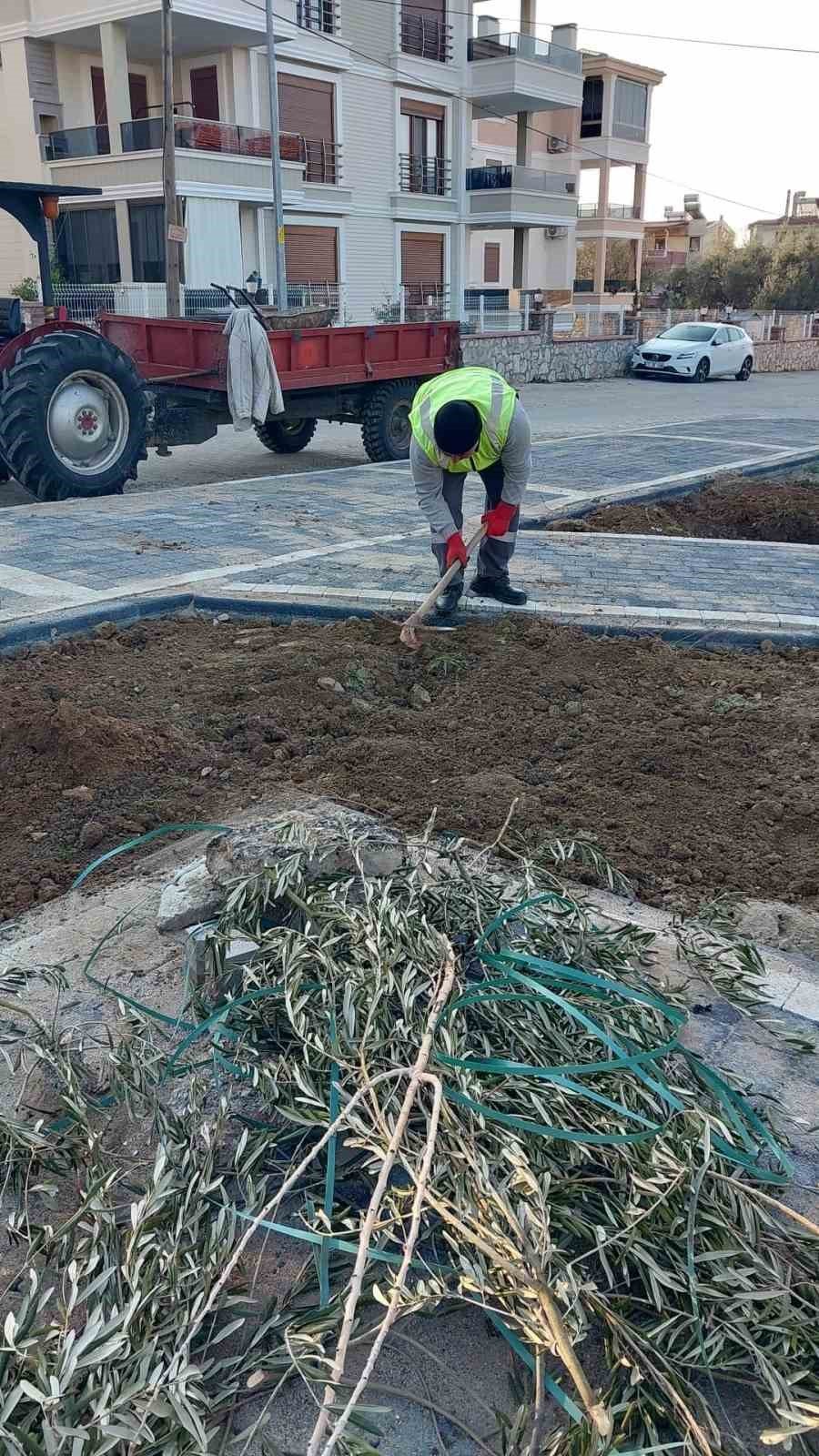 Yeni parklarda peyzaj düzenlemeleri devam ediyor