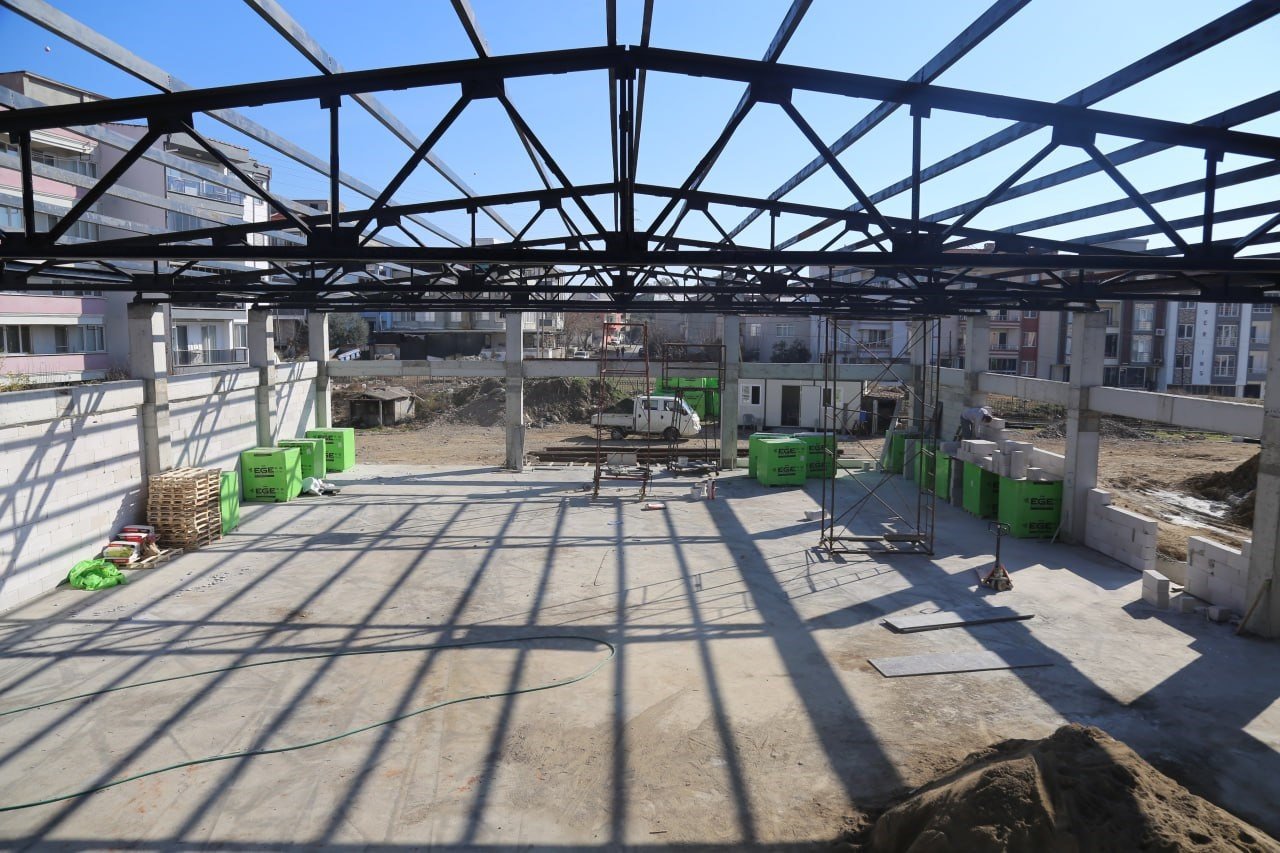 Tuzcumurat Mahalle Evi yükseliyor