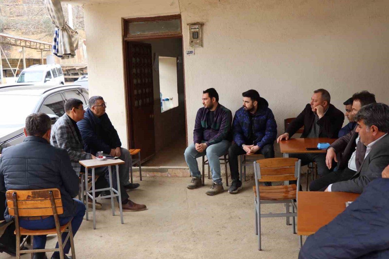 Başkan Özcan, Kahvederesi’ndeki çalışmaları inceledi