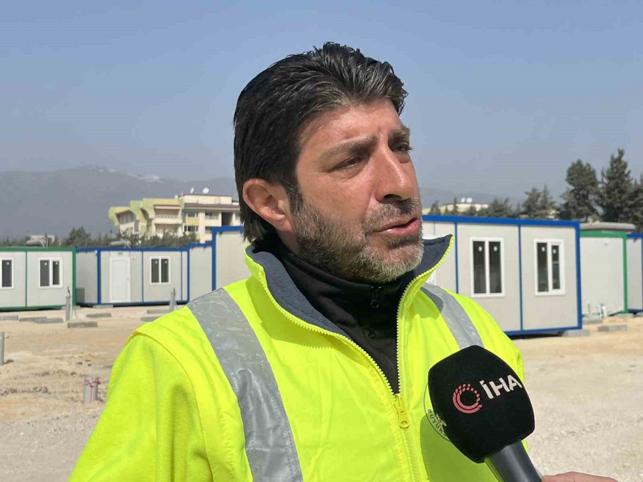 Bursa Büyükşehir Belediyesi Hatay’da depremzedelerin yaralarını sarıyor