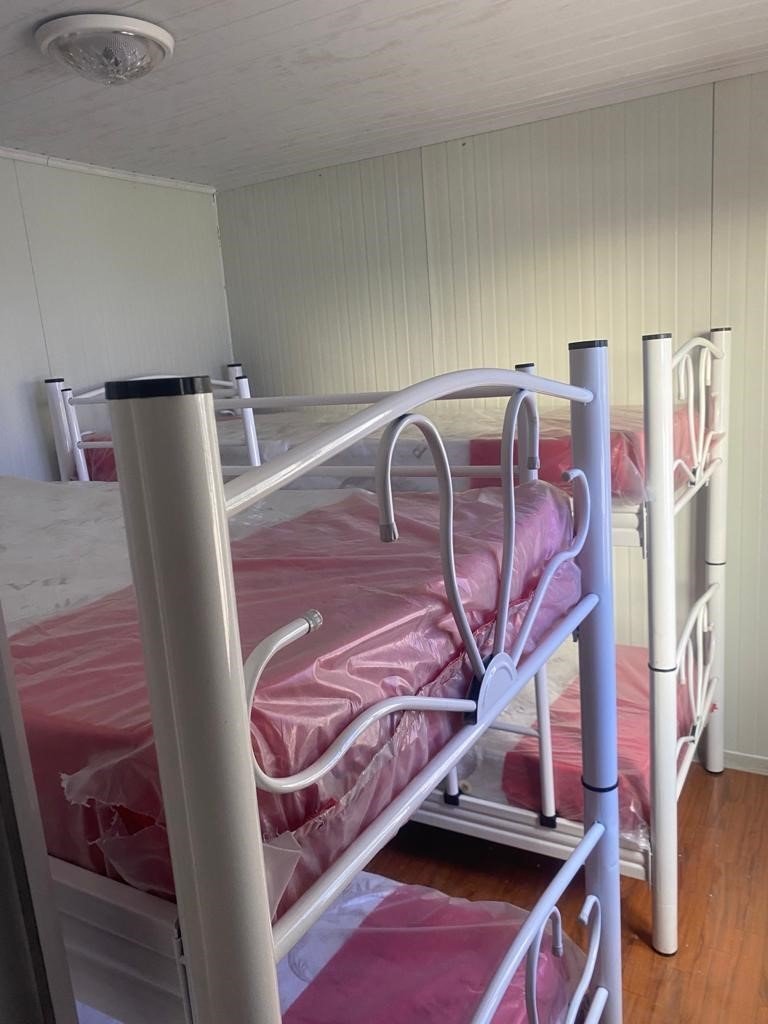 Deprem bölgesine konteyner desteği