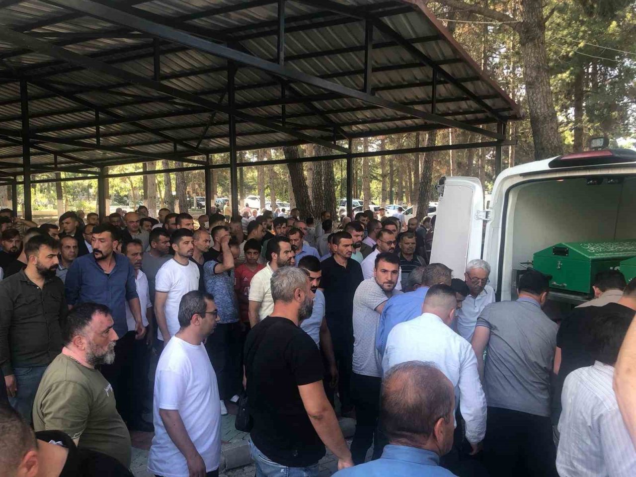 İki aylık hamile eşini öldüren şahıs ikinci kez hakim karşısına çıktı