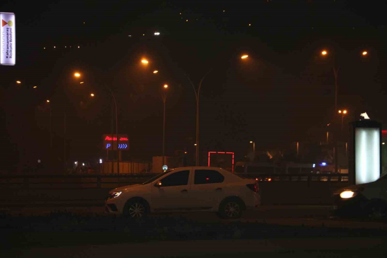 Kahramanmaraş depremin ardından adeta toza gömüldü