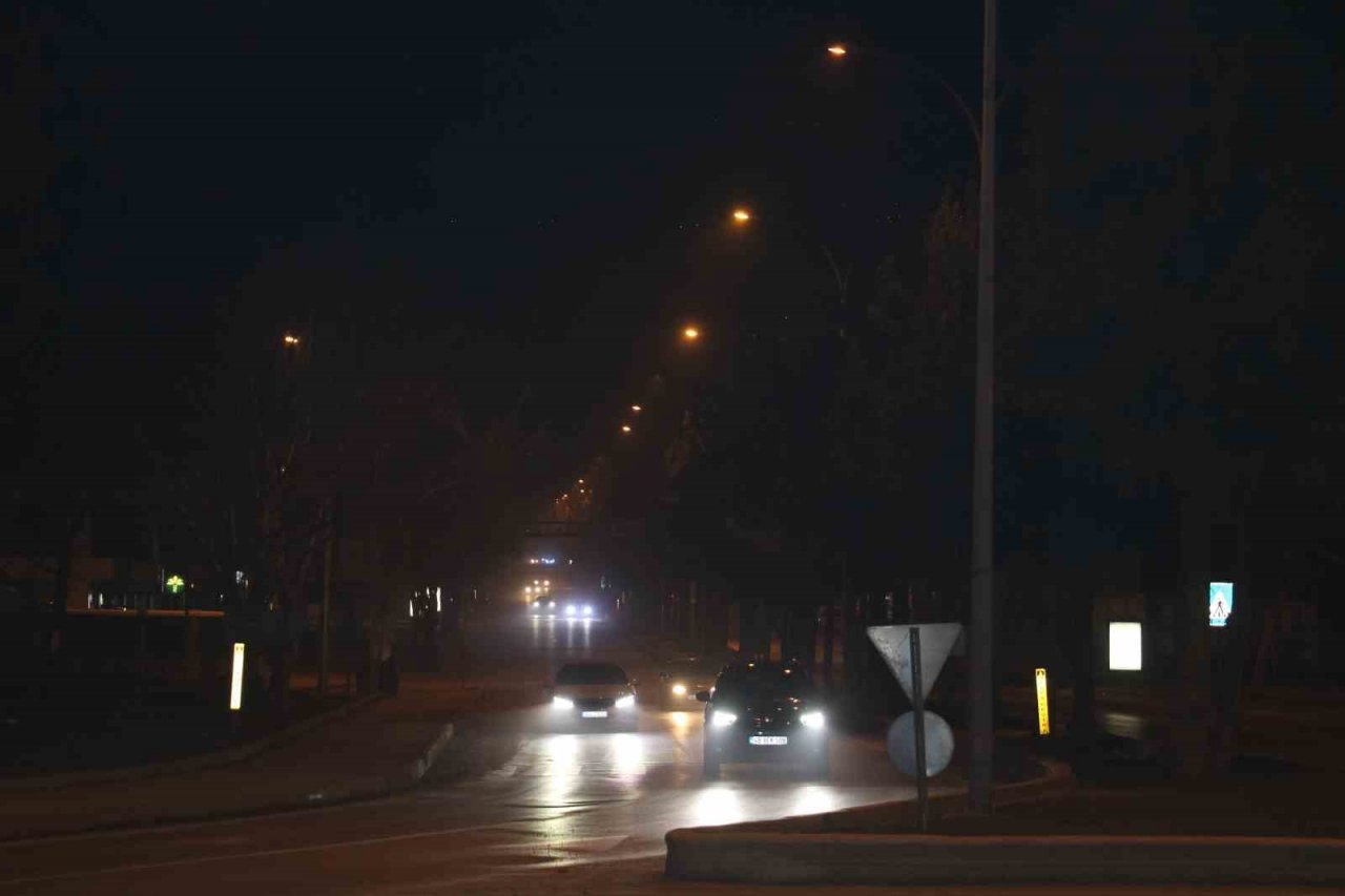 Kahramanmaraş depremin ardından adeta toza gömüldü