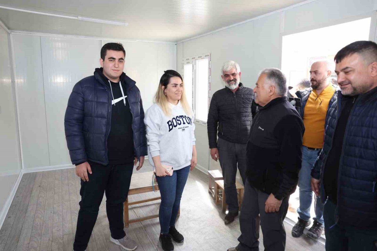 Büyükkılıç: “Kayseri, canla başla Kahramanmaraşlı canlarımızın yanında”