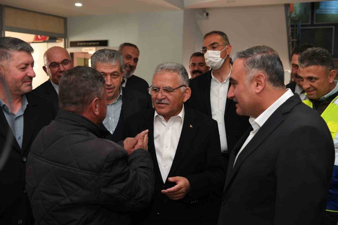 Başkan Büyükkılıç’tan Develi zirvesi