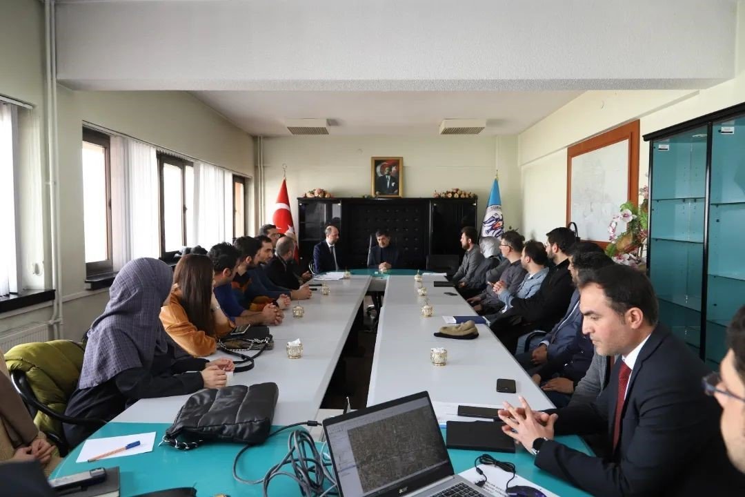 Komisyon üyeleri depreme yönelik yol haritasını belirledi