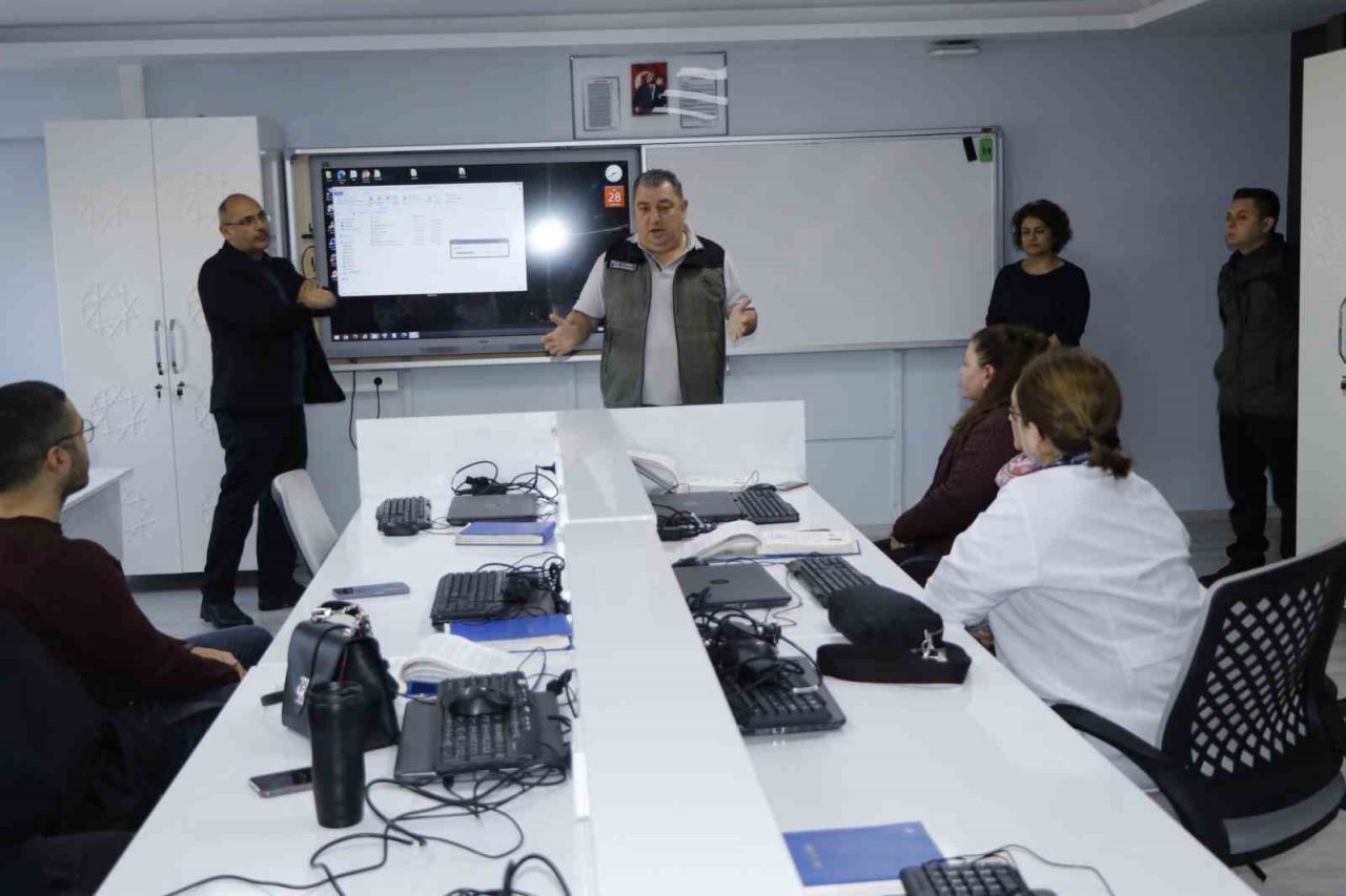 Muğla’da öğretmen ve öğrencilere yangın eğitimi verildi