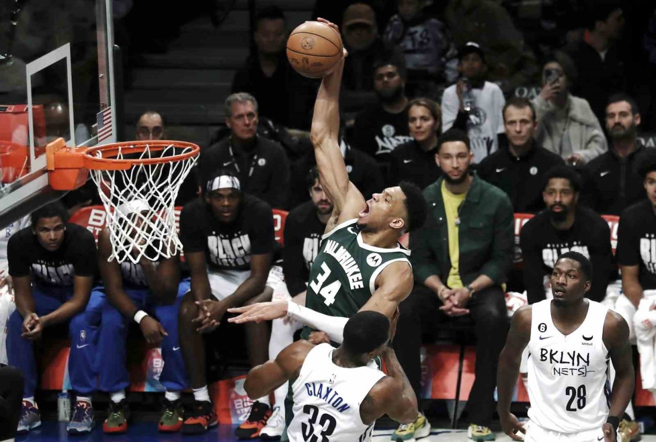 Milwaukee Bucks, üst üste 15. maçını kazandı