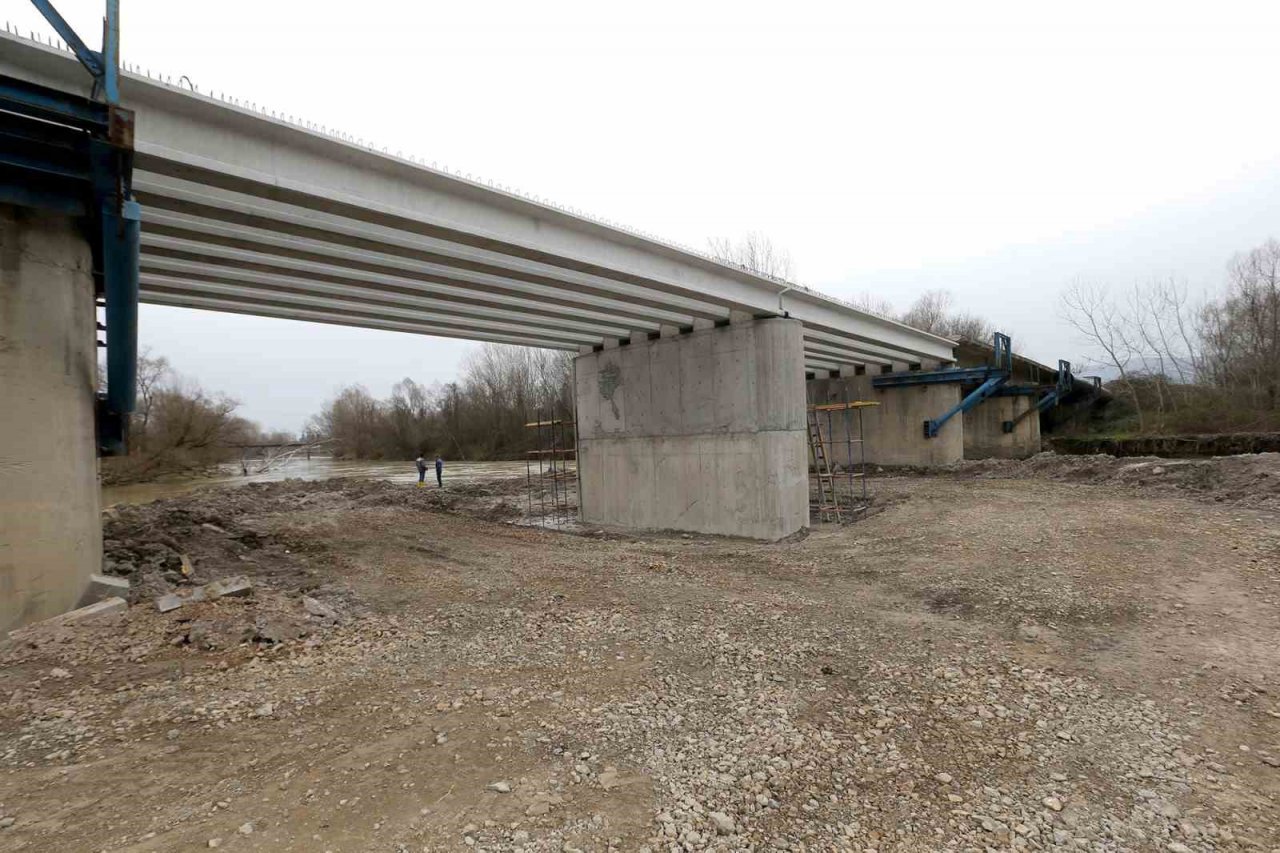 Mollaköy Köprüsü’nde sona gelindi