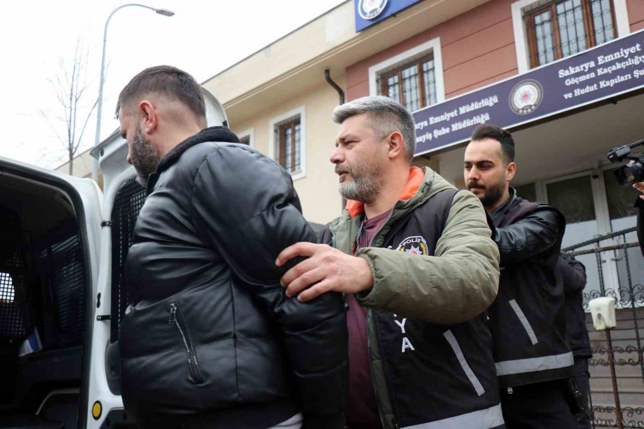 Pompalı tüfekli cinayetin şüphelileri adliyeye sevk edildi