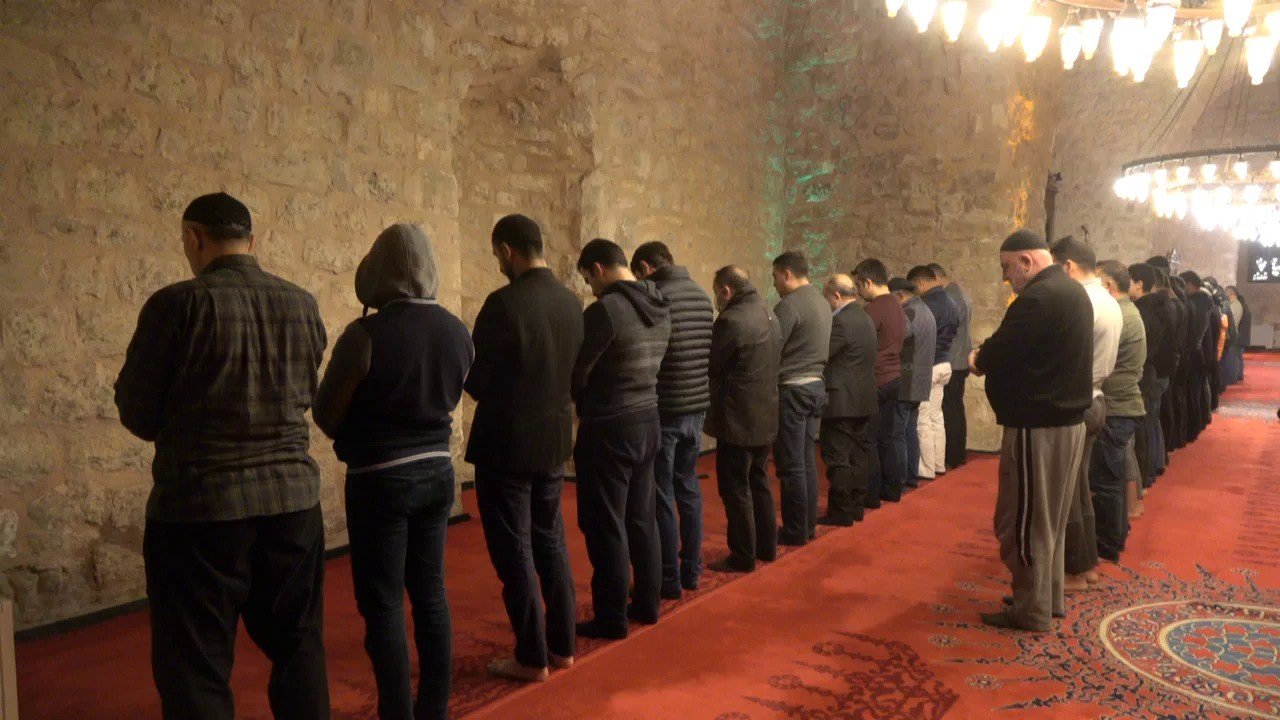 Siirt’te 9 asırlık tarihi Ulu Camii dayanıklılığıyla depreme meydan okuyor