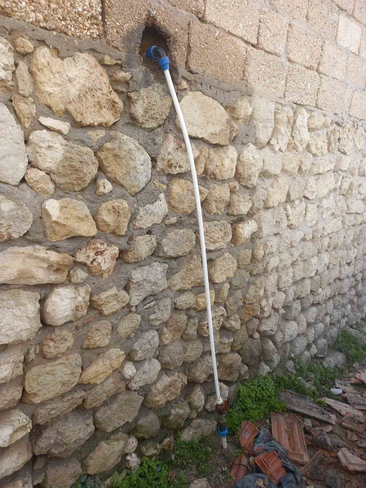 Afyon ekibi deprem bölgesinde su şebekeleri için çalışıyor