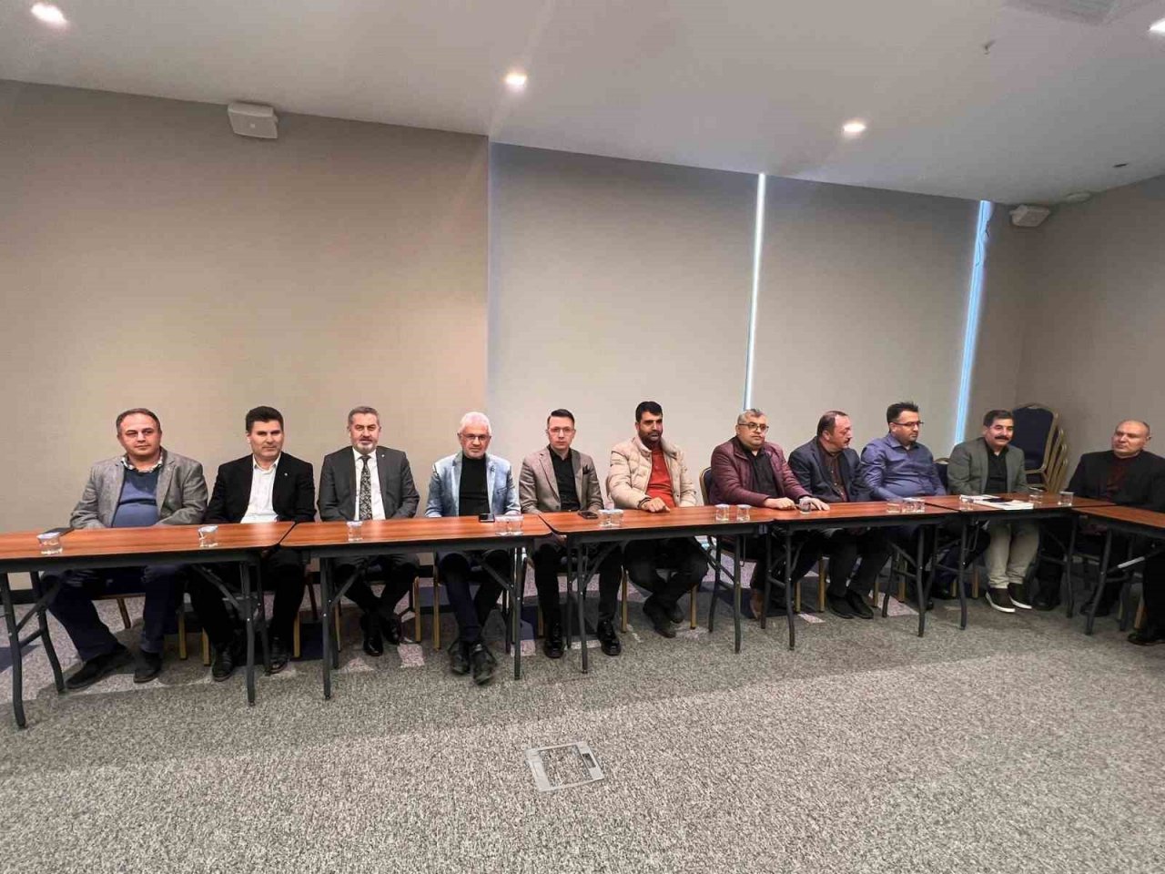 Başkan Güngör, iş adamlarıyla bir araya geldi