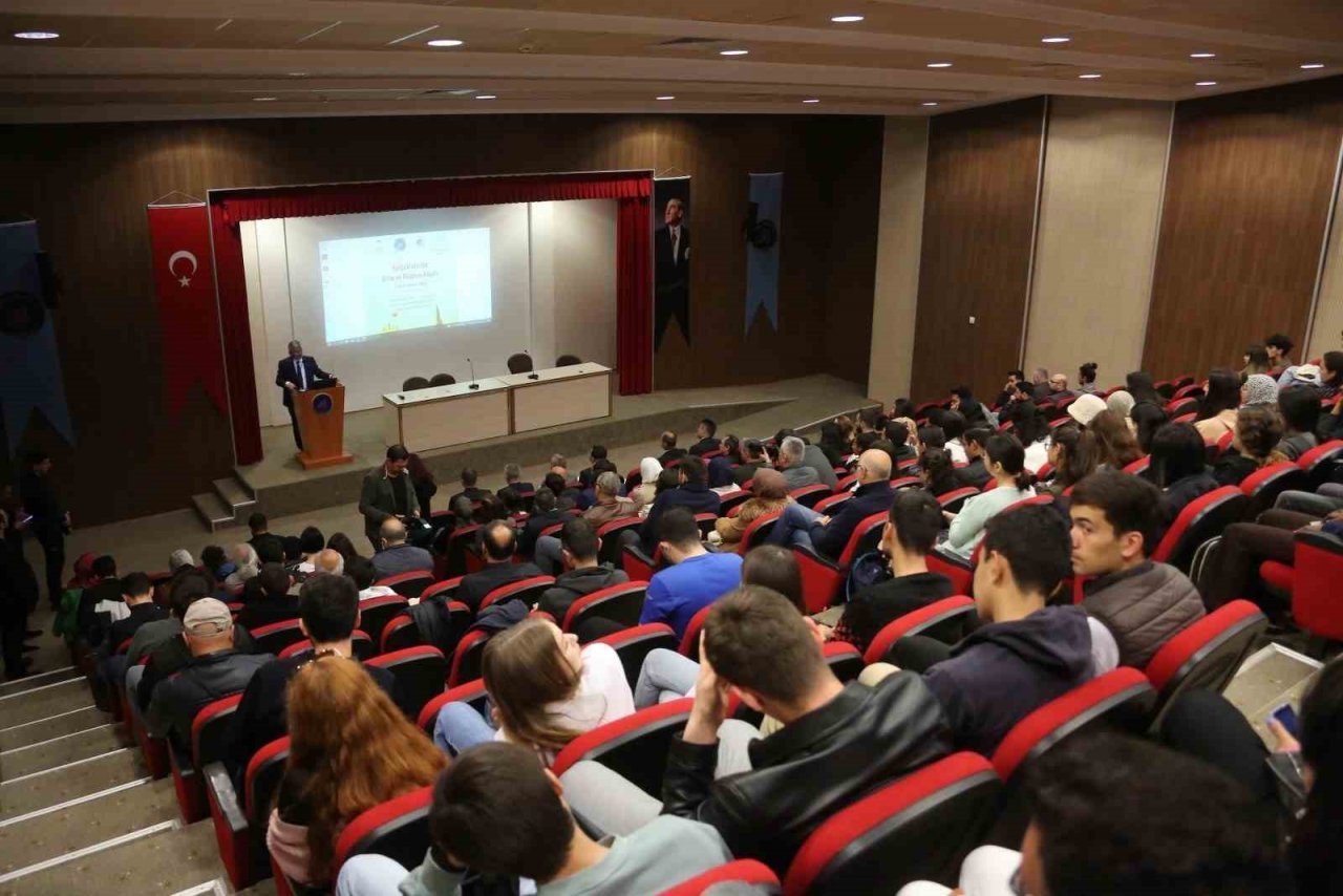 Akdeniz Üniversitesi’nde Antalya’nın fethi konferansı