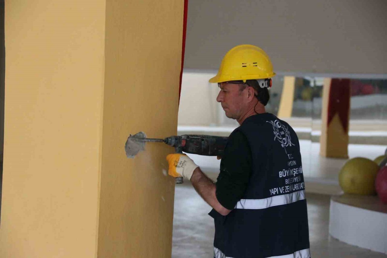 Aydın Büyükşehir Belediyesi deprem güvenliği ile ilgili ücretsiz performans testlerine devam ediyor