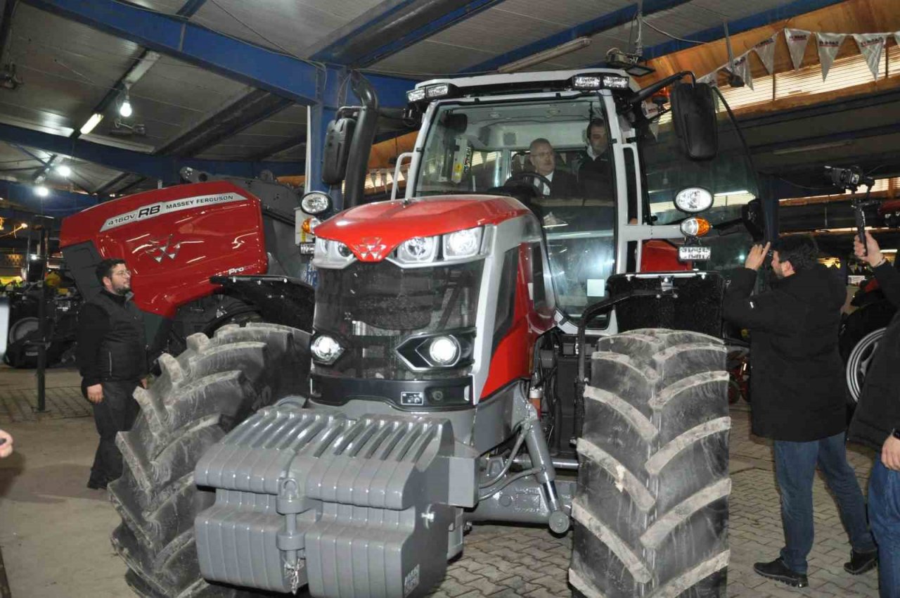 Karacabey’de Gıda Tarım ve Hayvancılık Fuarı kapılarını açtı