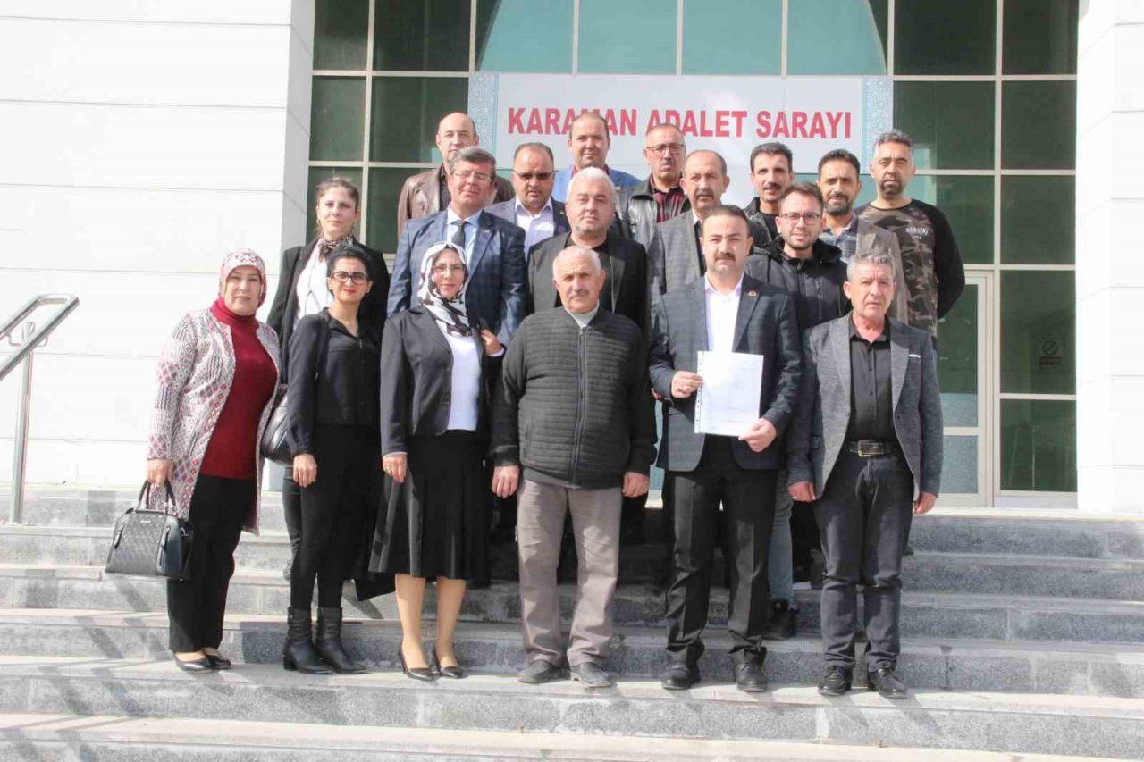 BBP Karaman İl Başkanı Mesut Soyfidan mazbatasını aldı