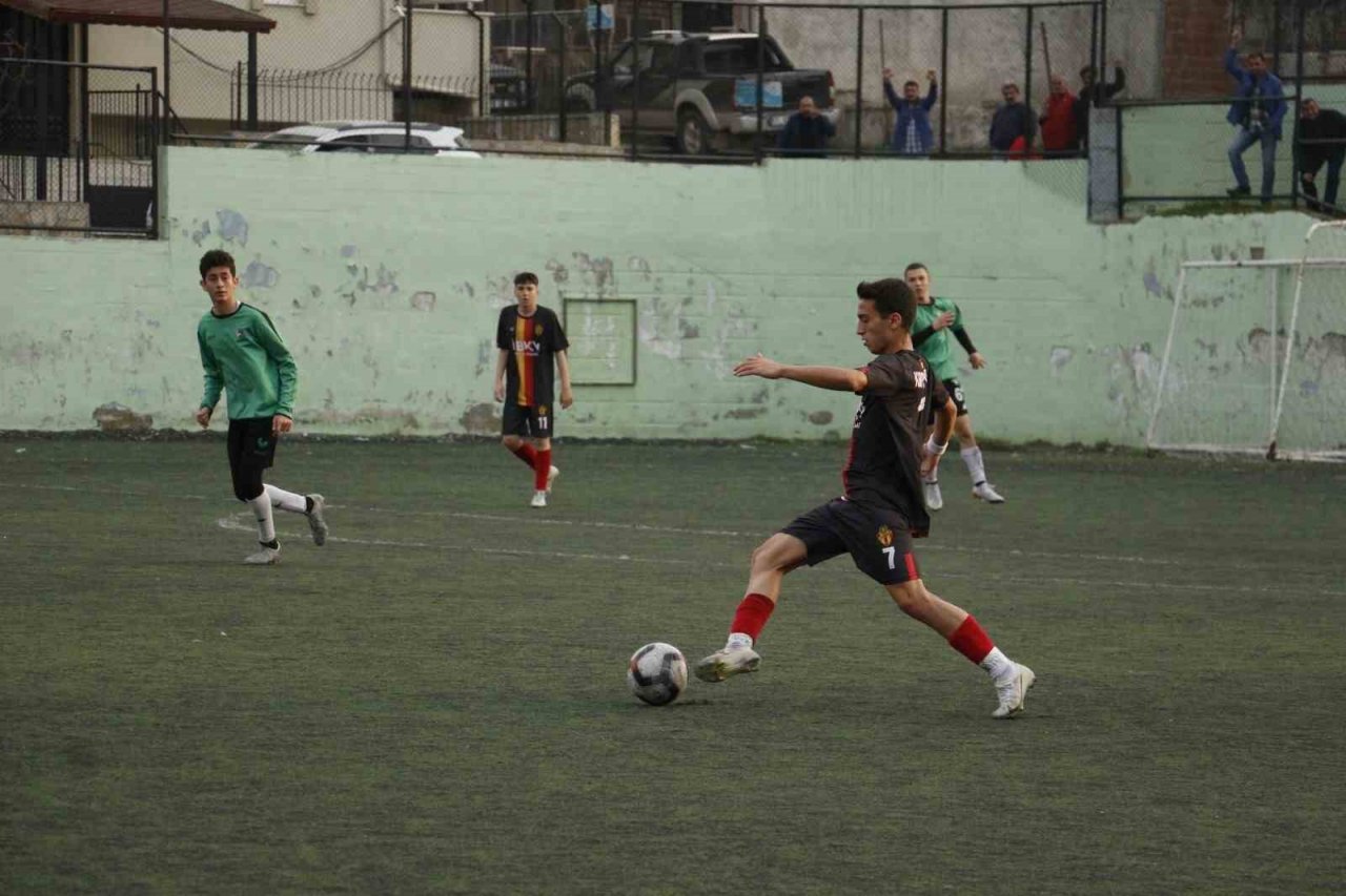 Kaptanspor U15’te geleceğe yatırım yaptı