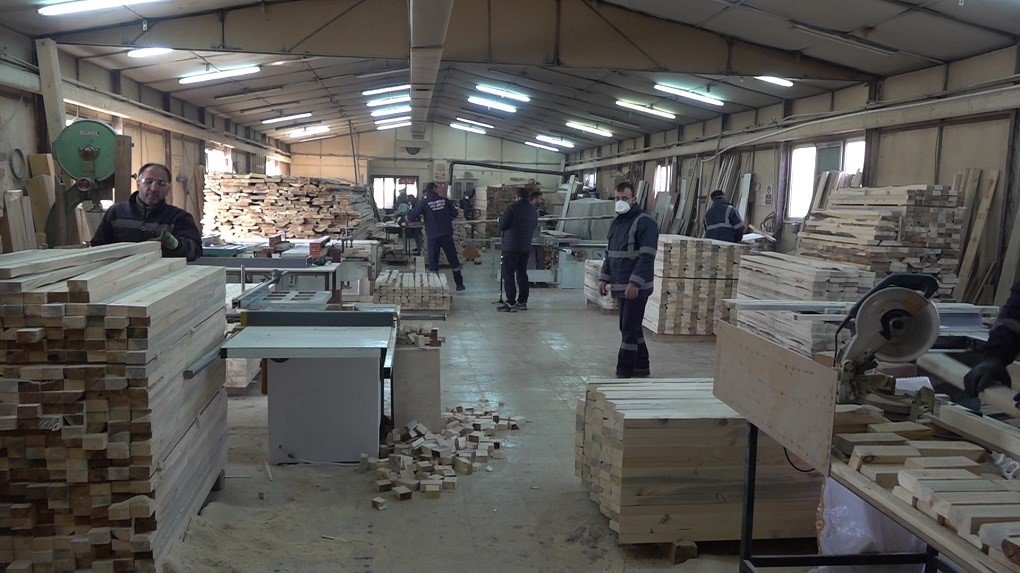 Ahşap İmalat Atölyesinde üretim devam ediyor