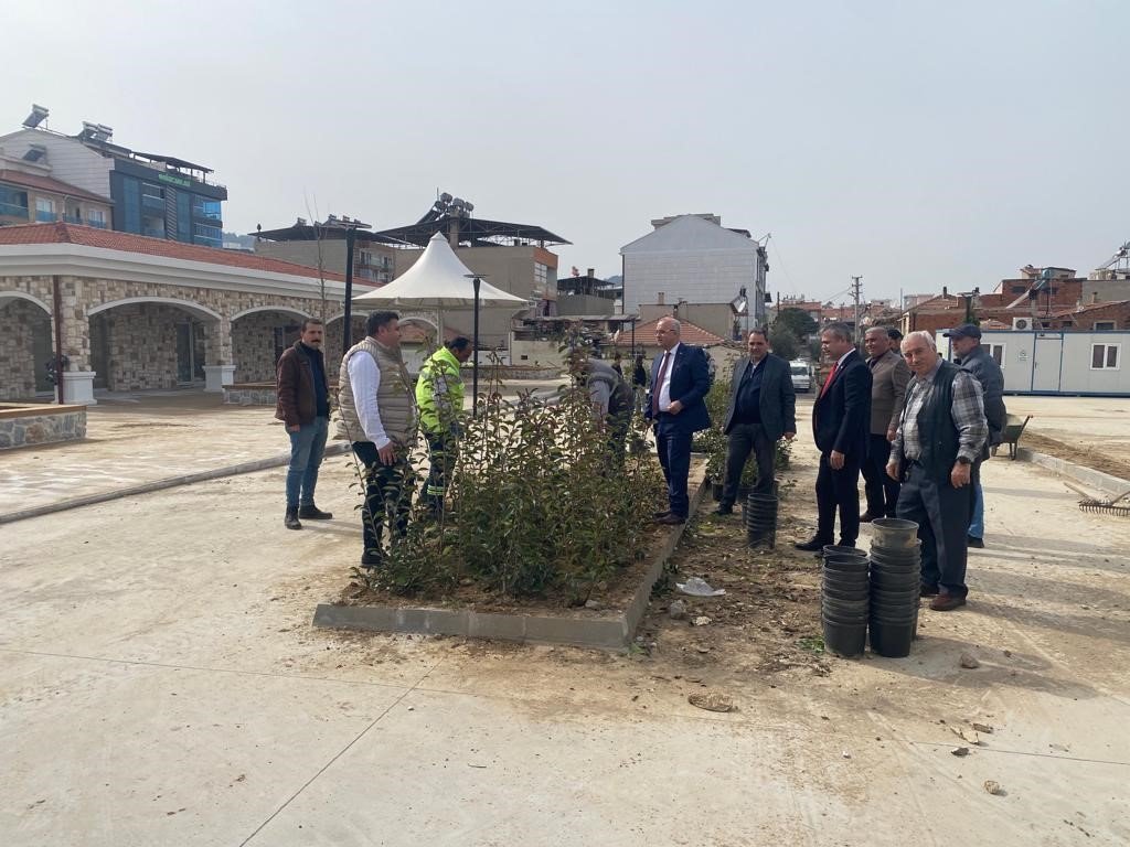 Salihli’de pazaryeri ve semt çarşısı açılışa gün sayıyor