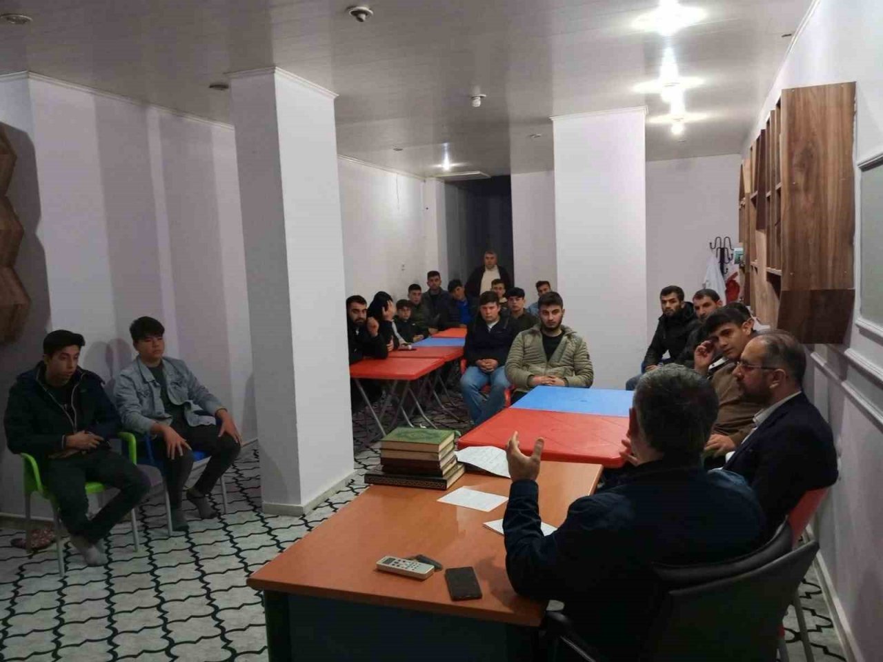 Germencik’te din görevlileri gençlerle buluştu