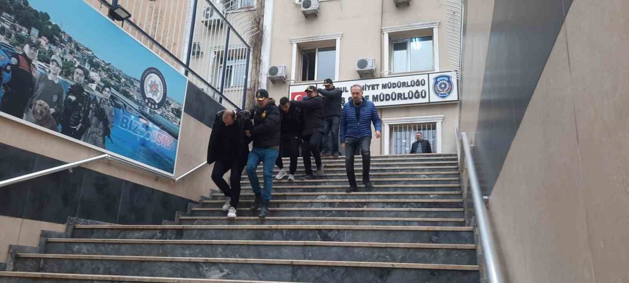 İstanbul’da 2 milyon lira vurgun yapan dolandırıcılık çetesi çökertildi