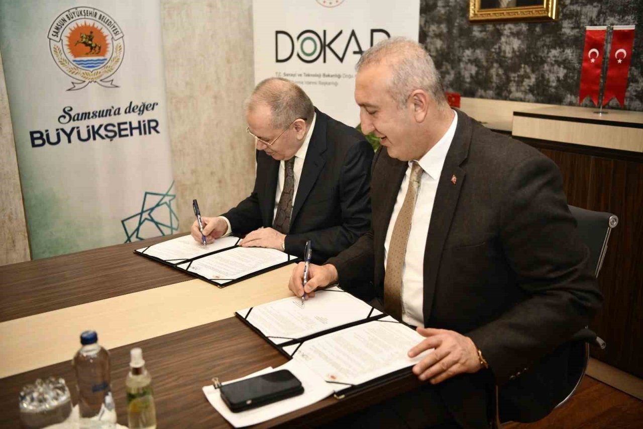 Başkan Demir: “Yeşil Yol’u ilk bitiren il olmaya yakınız”