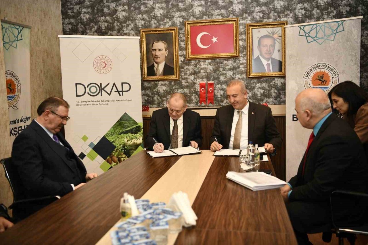 Başkan Demir: “Yeşil Yol’u ilk bitiren il olmaya yakınız”