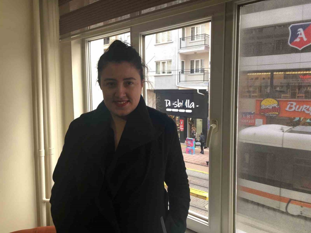 Vatandaş tramvaylardaki sevimli dostlardan memnun