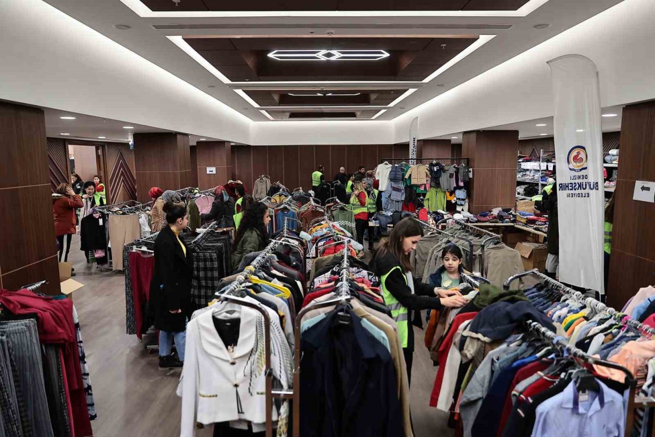 Denizli 15 bin afetzedeye kucak açtı