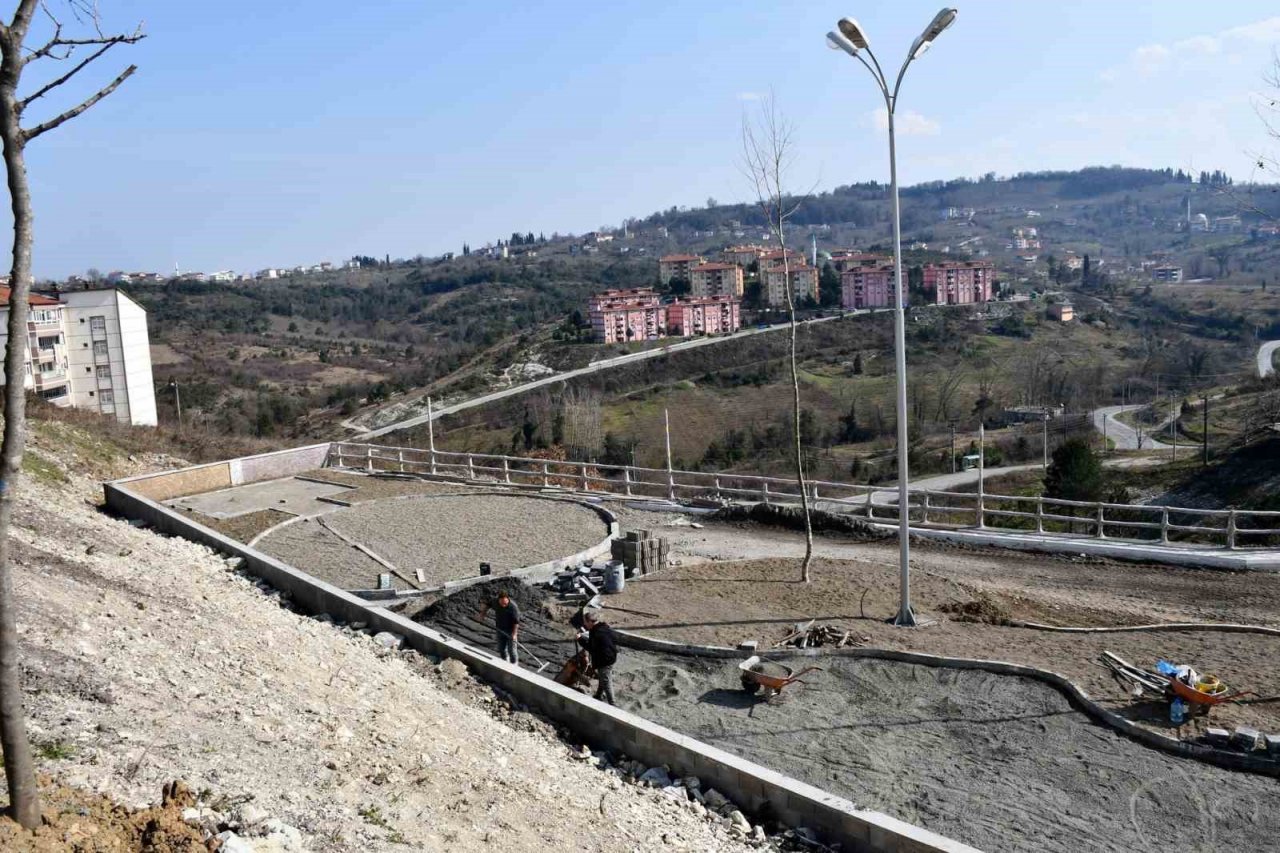 Tekin, ’Vadi Park’ta’ incelemelerde bulundu