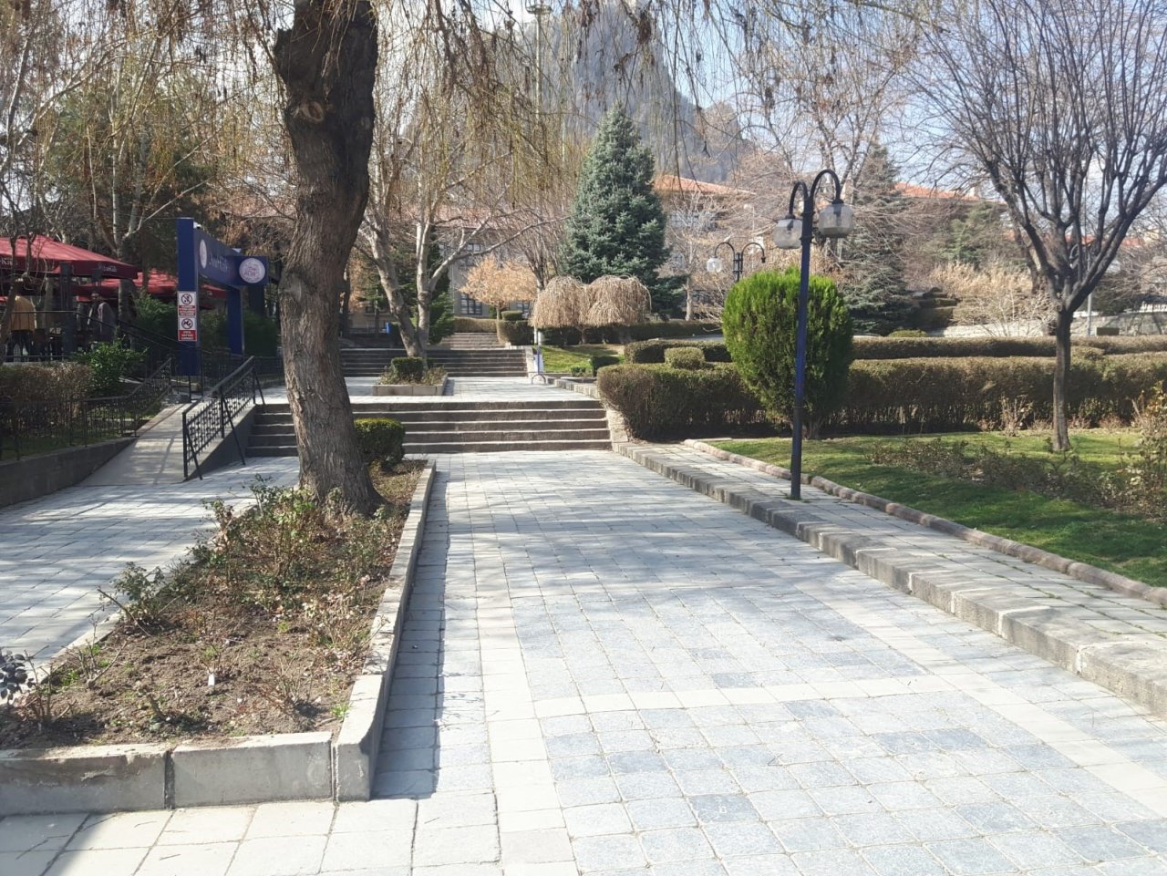 Hem güneşlendiler, hem de kuraklıktan dert yakındılar