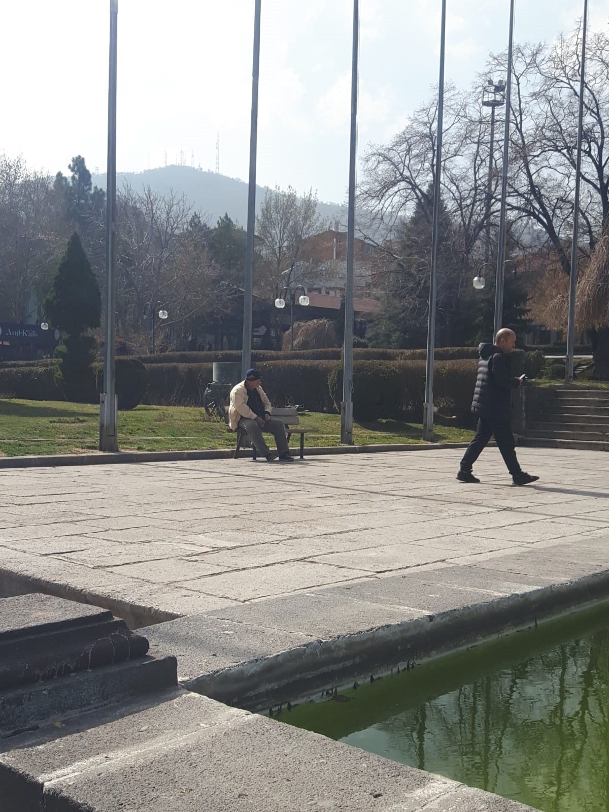 Hem güneşlendiler, hem de kuraklıktan dert yakındılar