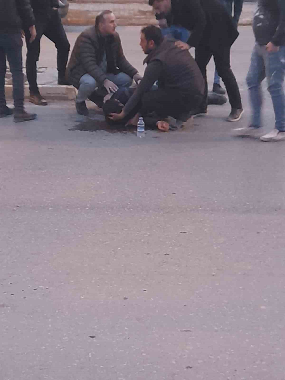 Köpeğe çarpan motosiklet sürücüsü ağır yaralandı