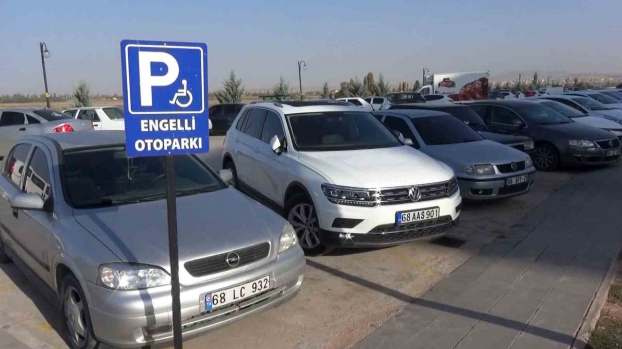 Aksaray’da 1 ayda 650 araca hatalı parktan cezai işlem uygulandı