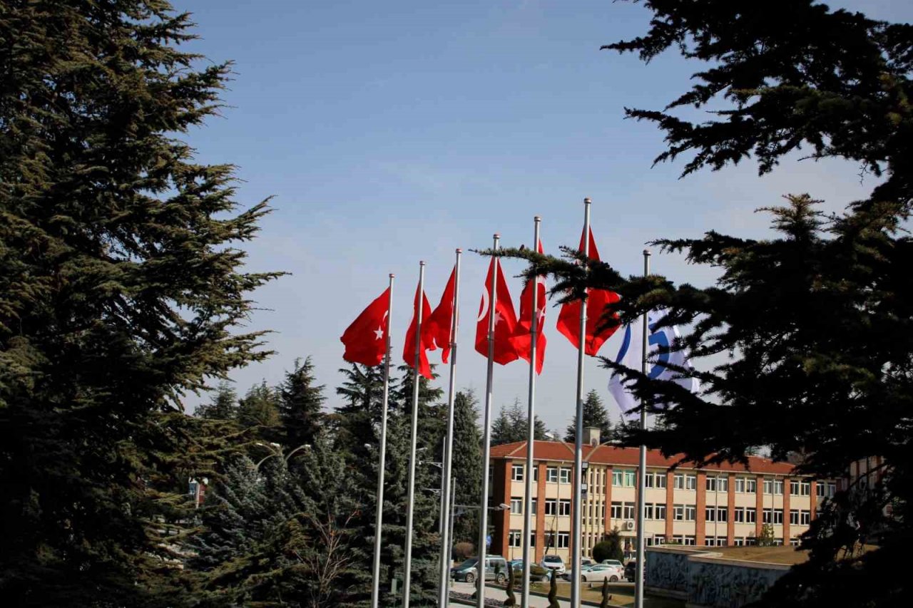 Fakülteler bahar yarıyılını sessiz geçiriyor