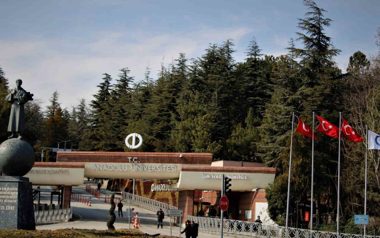 Fakülteler bahar yarıyılını sessiz geçiriyor