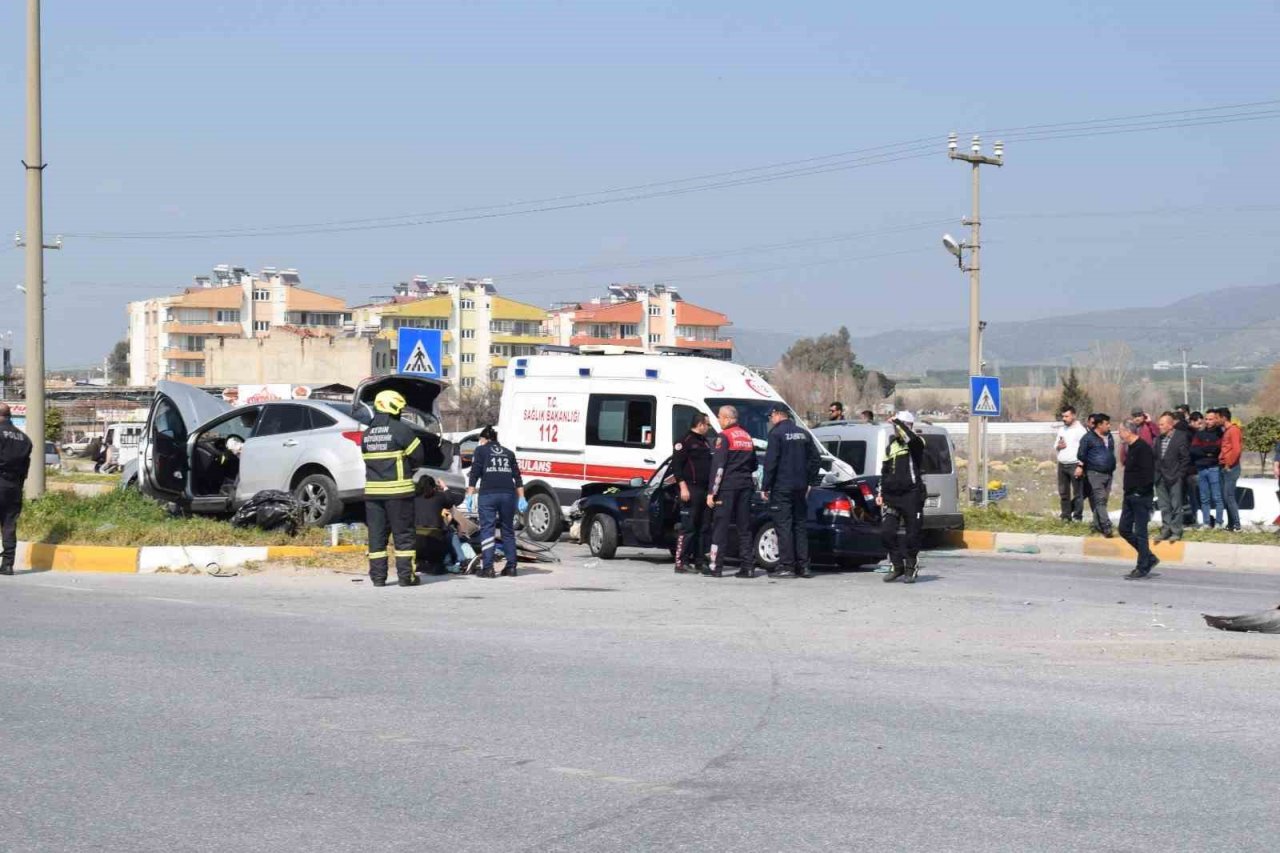 Aydın’da zincirleme trafik kazası: 4 yaralı