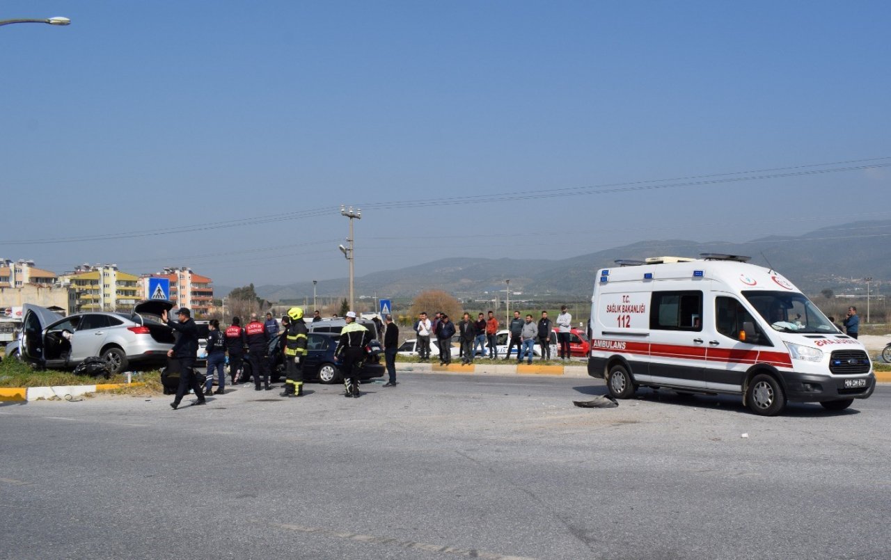 Aydın’da zincirleme trafik kazası: 4 yaralı