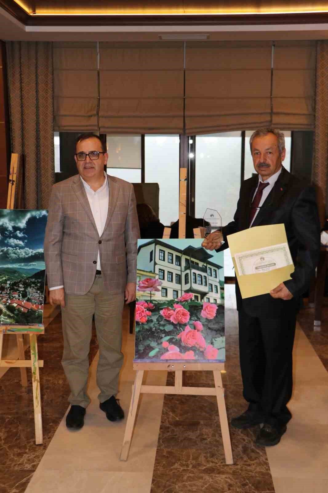 Bolu’da düzenlenen fotoğraf yarışmasında İHA Muhabiri ikinci oldu