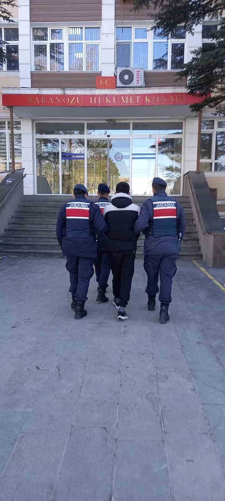 Çankırı’da aranan şahıslar JASAT’tan kaçamadı