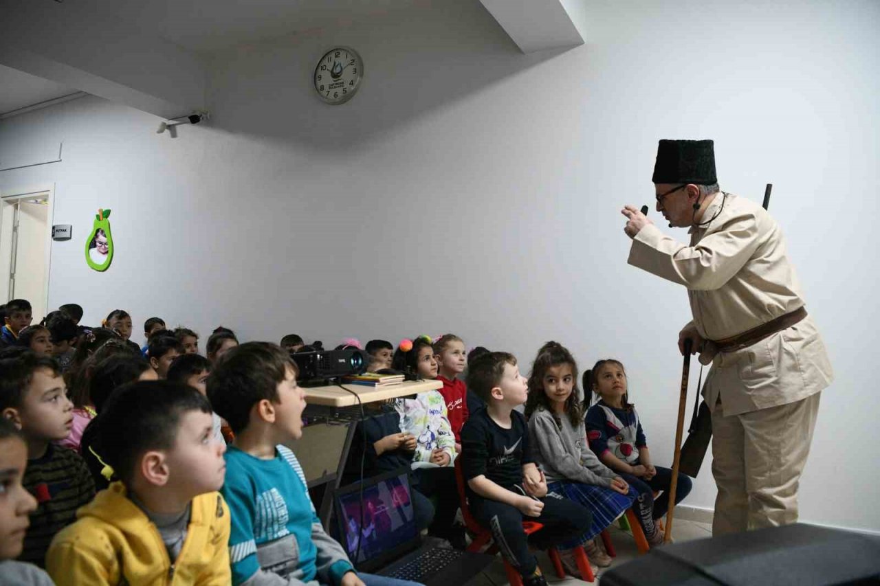 Depremzede çocuklara moral etkinliği