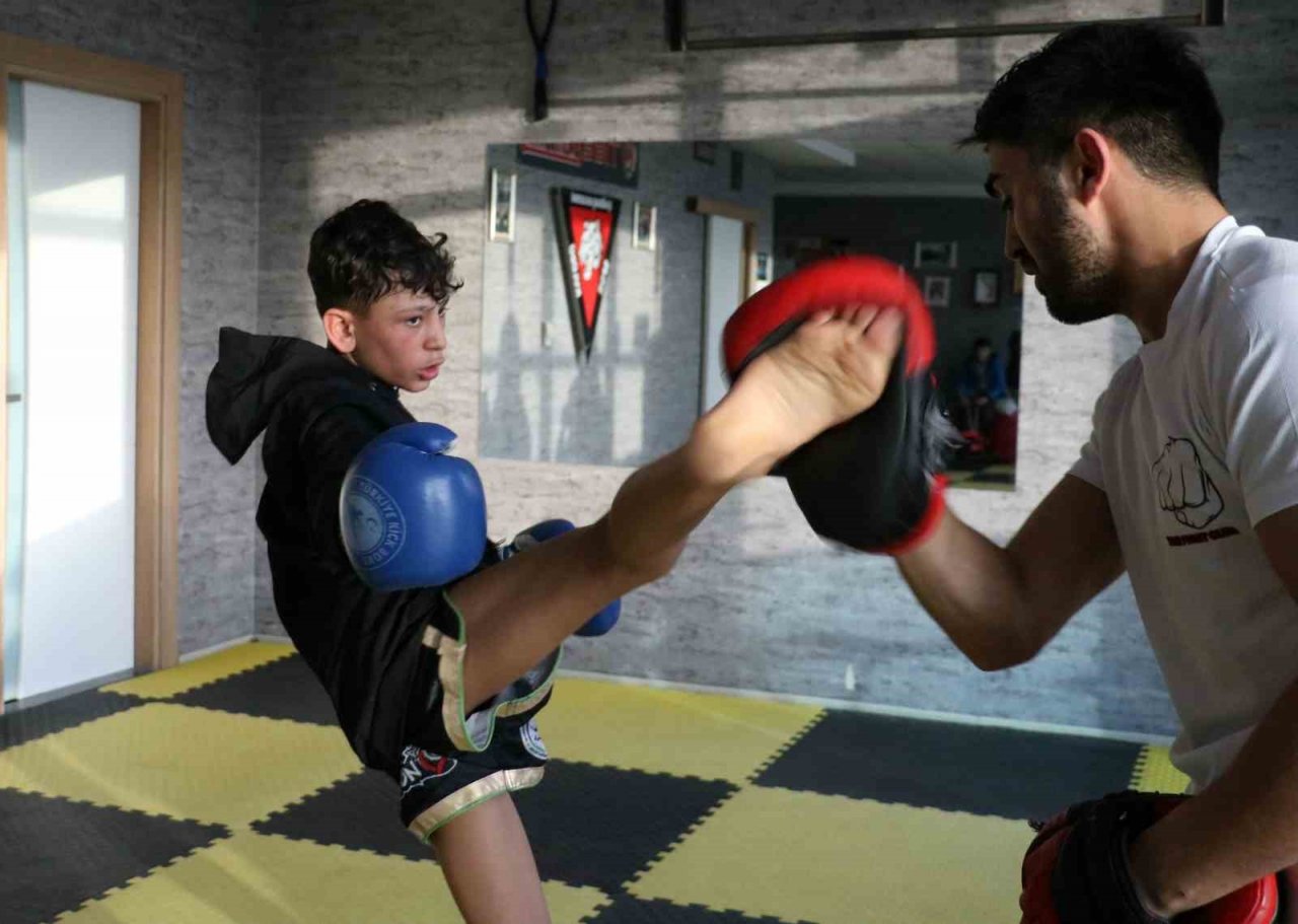 Türkiye şampiyonu Devran Yanardağ, milli takıma girmeye hak kazandı