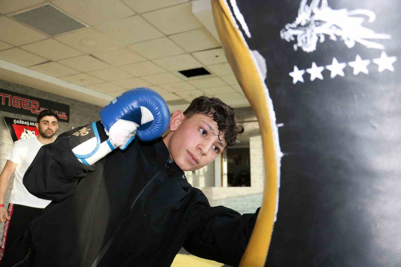 Türkiye şampiyonu Devran Yanardağ, milli takıma girmeye hak kazandı