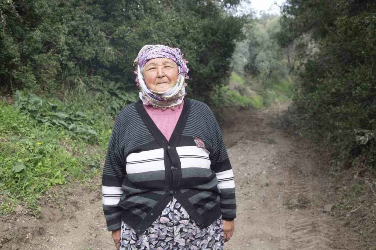 Yılmazköy’ün 10 yıllık ulaşım sorununu Efeler çözdü