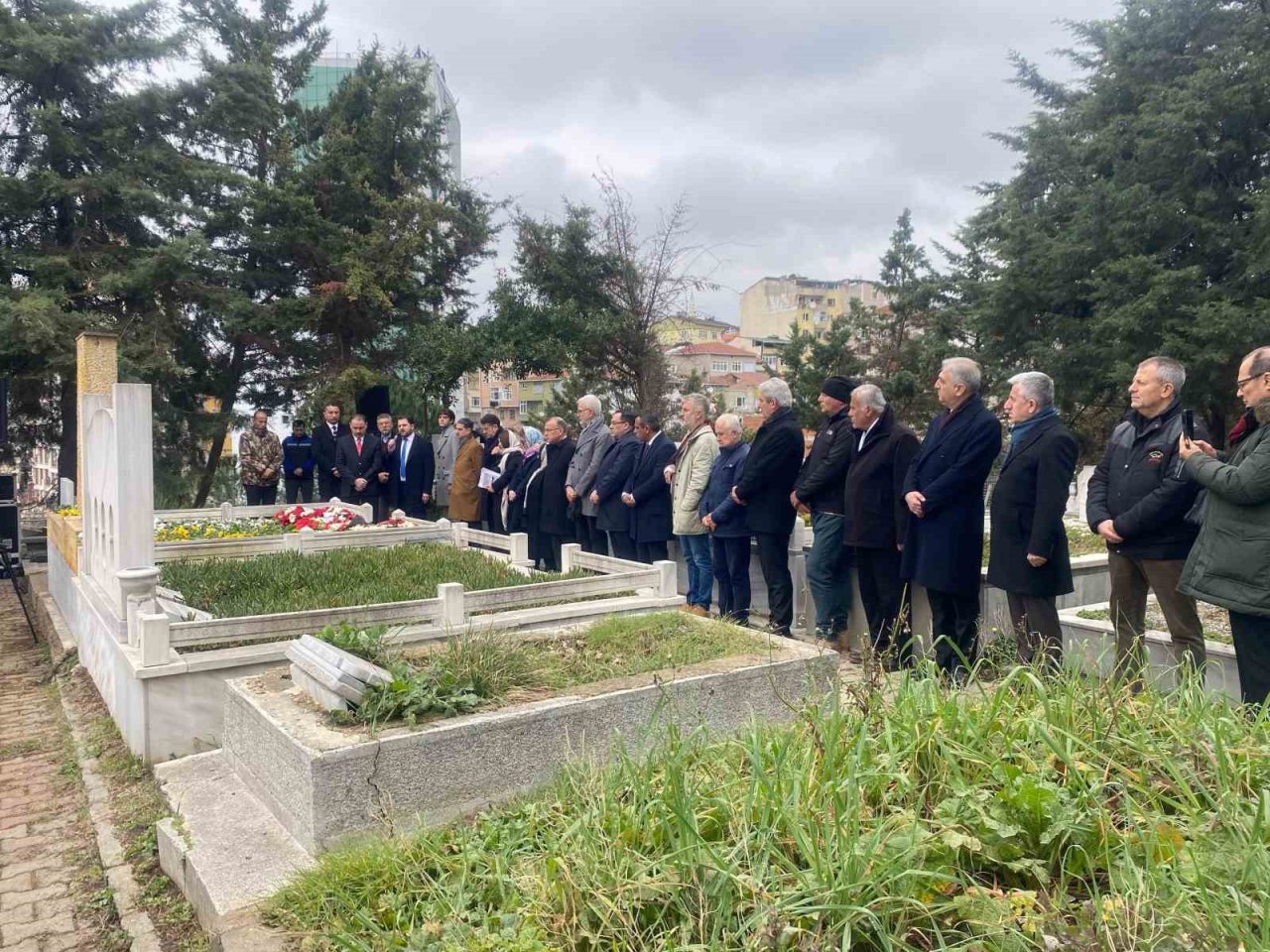 Hatay’ın ilk ve tek Cumhurbaşkanı Tayfur Sökmen vefatının 43. yılında anıldı