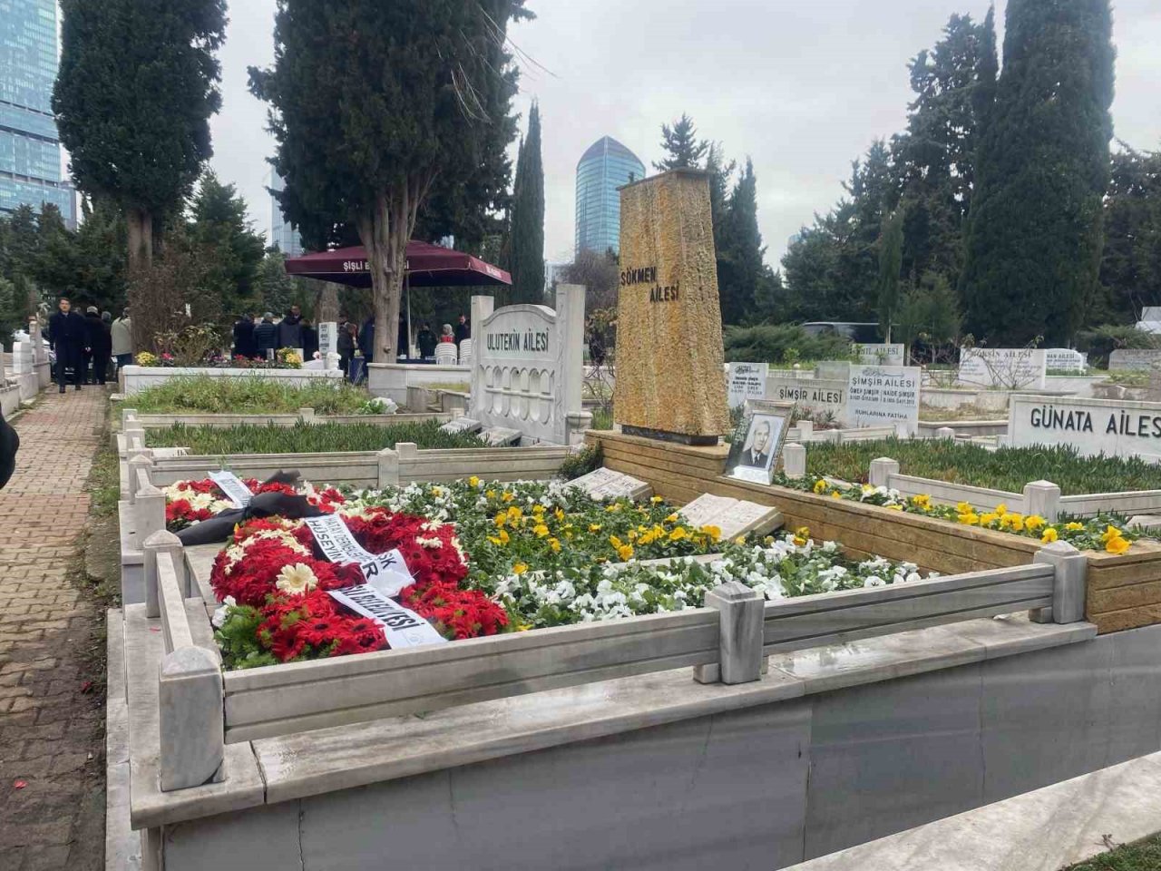 Hatay’ın ilk ve tek Cumhurbaşkanı Tayfur Sökmen vefatının 43. yılında anıldı