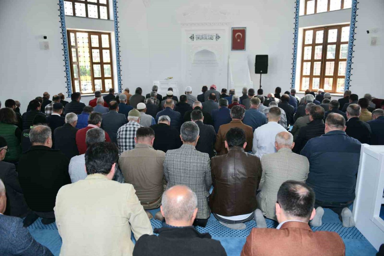 Kaptan-ı Derya Barbaros Hayreddin Paşa Cami ibadete açıldı